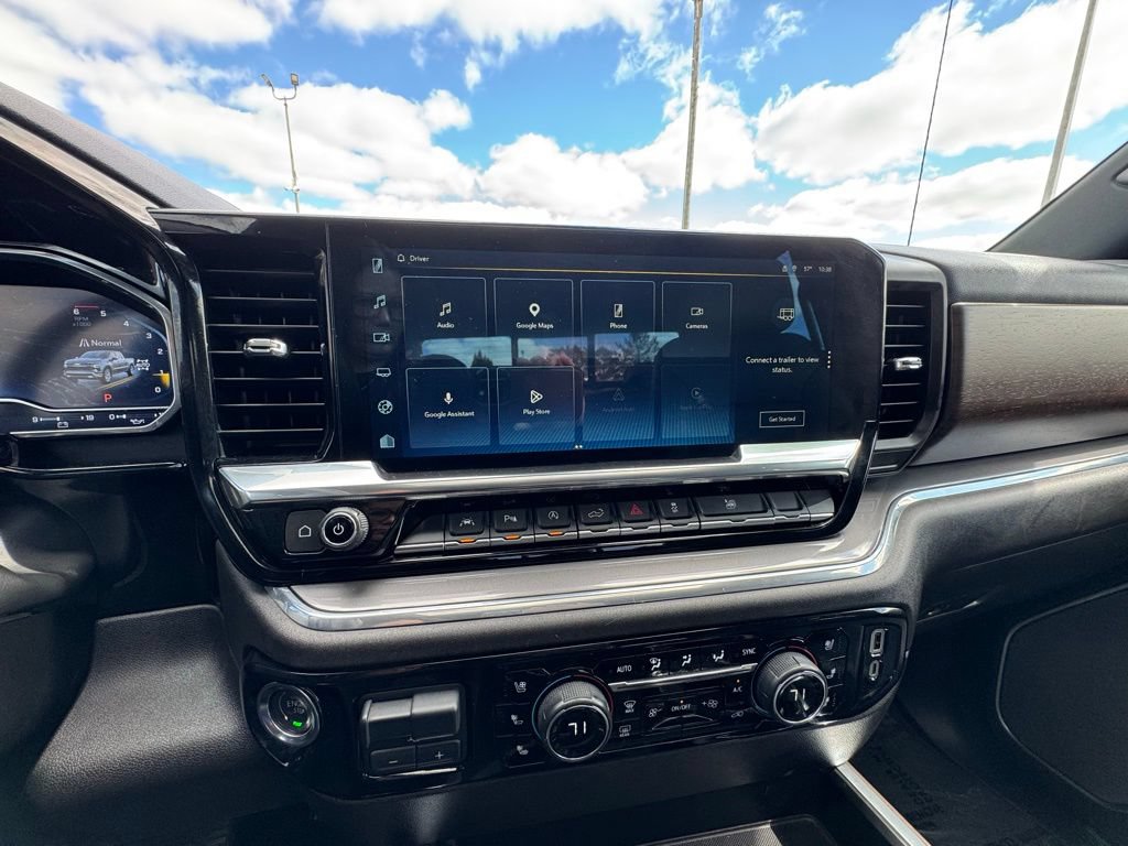 Used 2024 Chevrolet Silverado 1500 High Country w/ High Country Premium Package AWD/4WD image 27