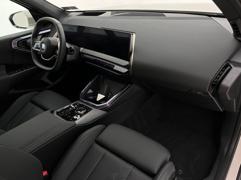 Certified 2025 BMW X3 xDrive30i w/ Premium Package image 13