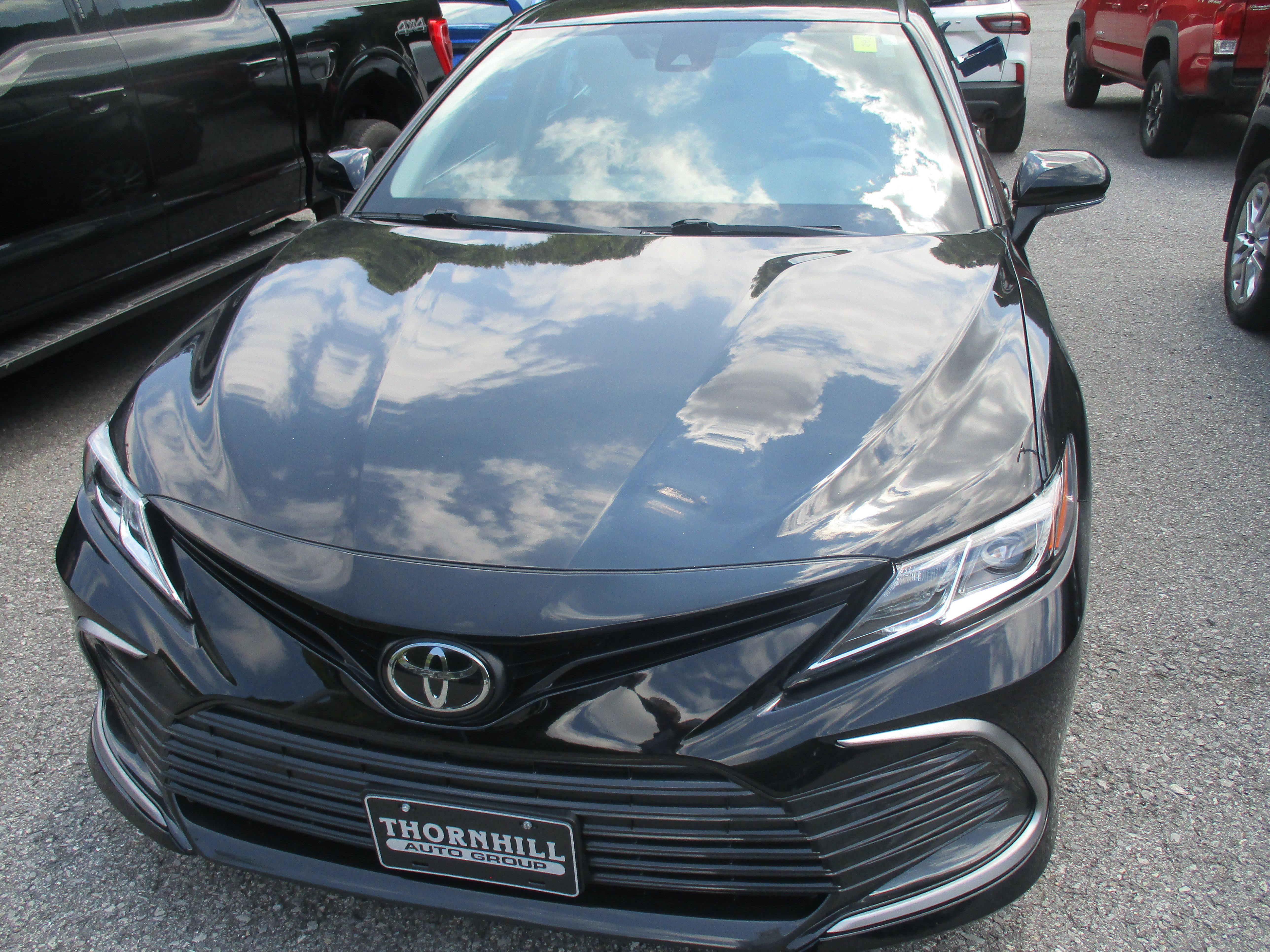 Used 2024 Toyota Camry LE FWD image 8