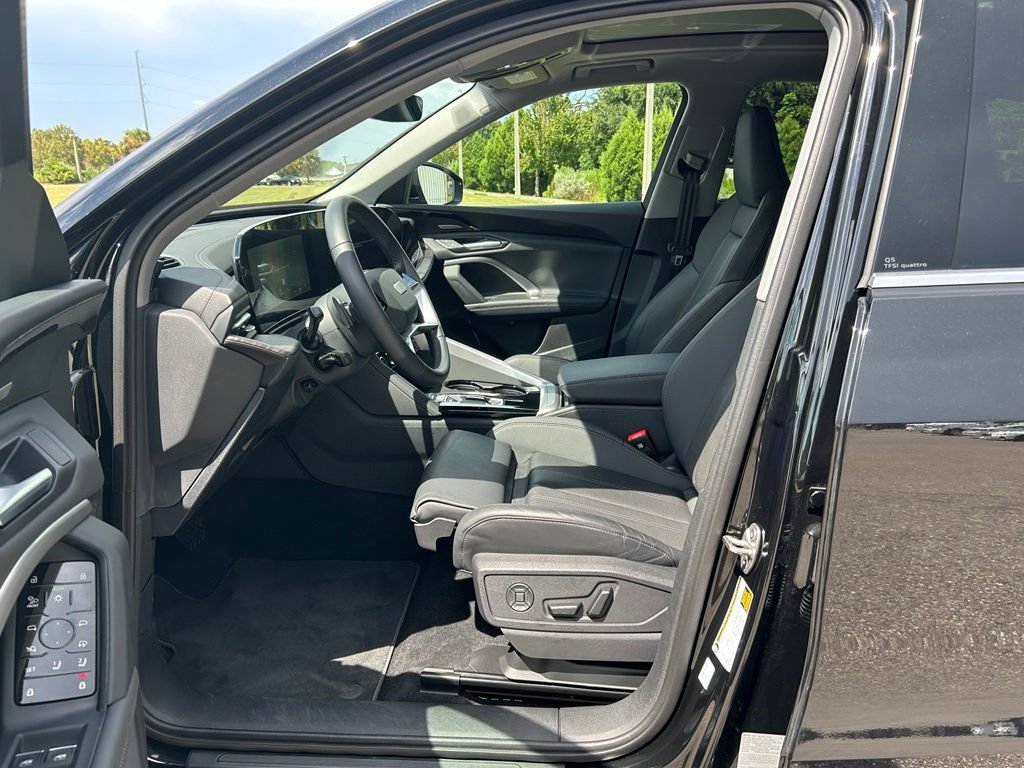 Used 2025 Audi Q5 Premium Plus AWD/4WD image 15