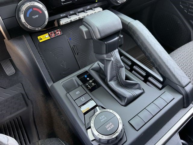 New 2026 Toyota 4Runner SR5 AWD/4WD image 20