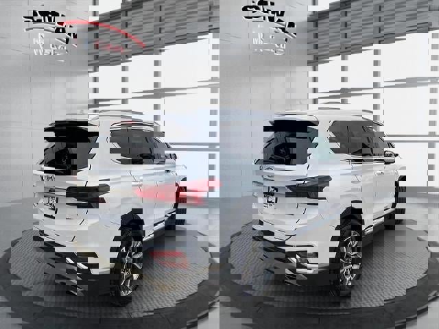 Used 2020 Hyundai Santa Fe SEL w/ Convenience Package image 4