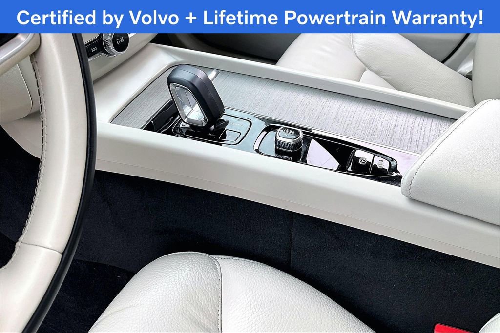 Used 2023 Volvo XC60 B5 Plus w/ Protection Package Premier image 19