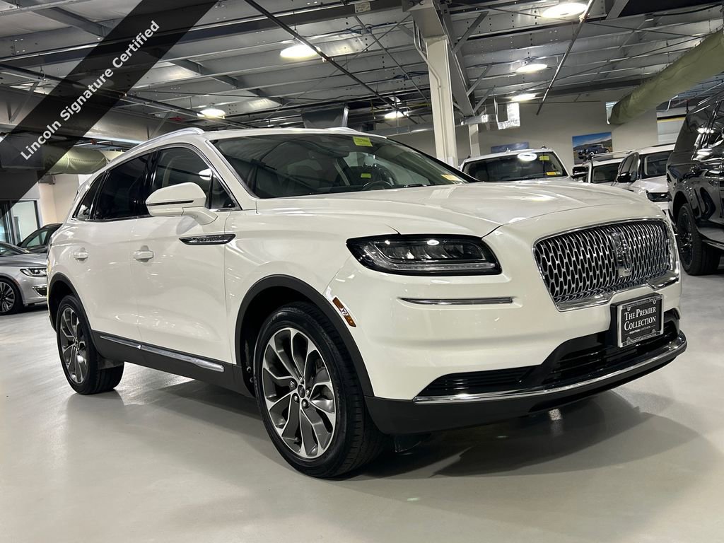 Certified 2023 Lincoln Nautilus Reserve AWD/4WD image 1