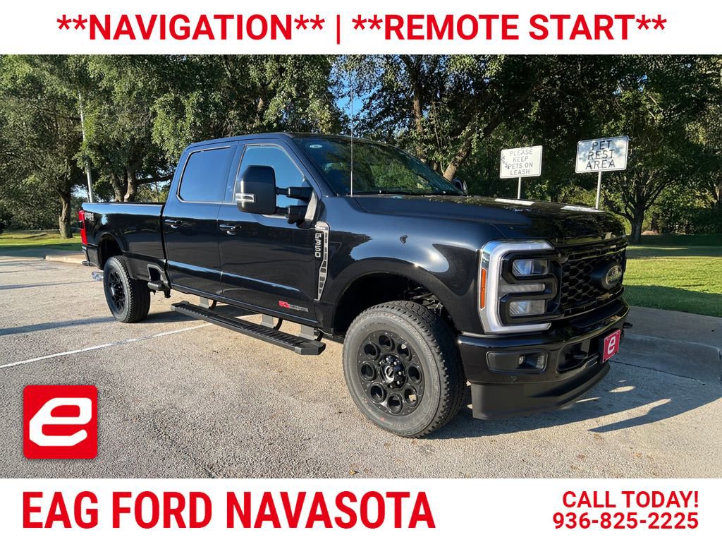 New 2026 Ford F350 Lariat w/ Black Appearance Package