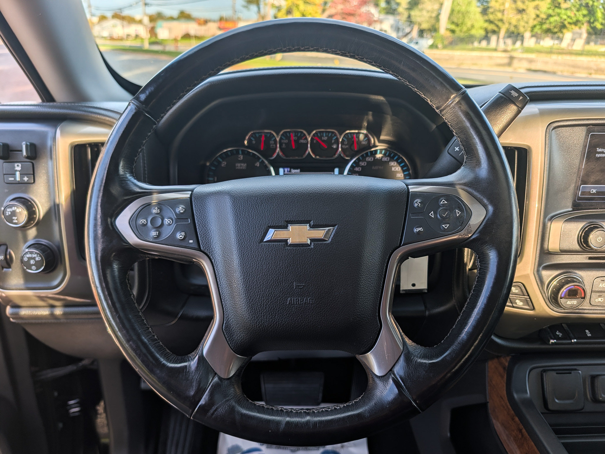 Used 2017 Chevrolet Silverado 1500 High Country AWD/4WD image 23