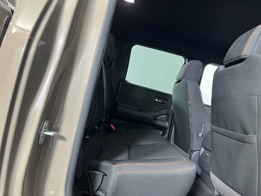 Used 2024 Nissan Frontier PRO-4X w/ Off-Road Protection Package image 29