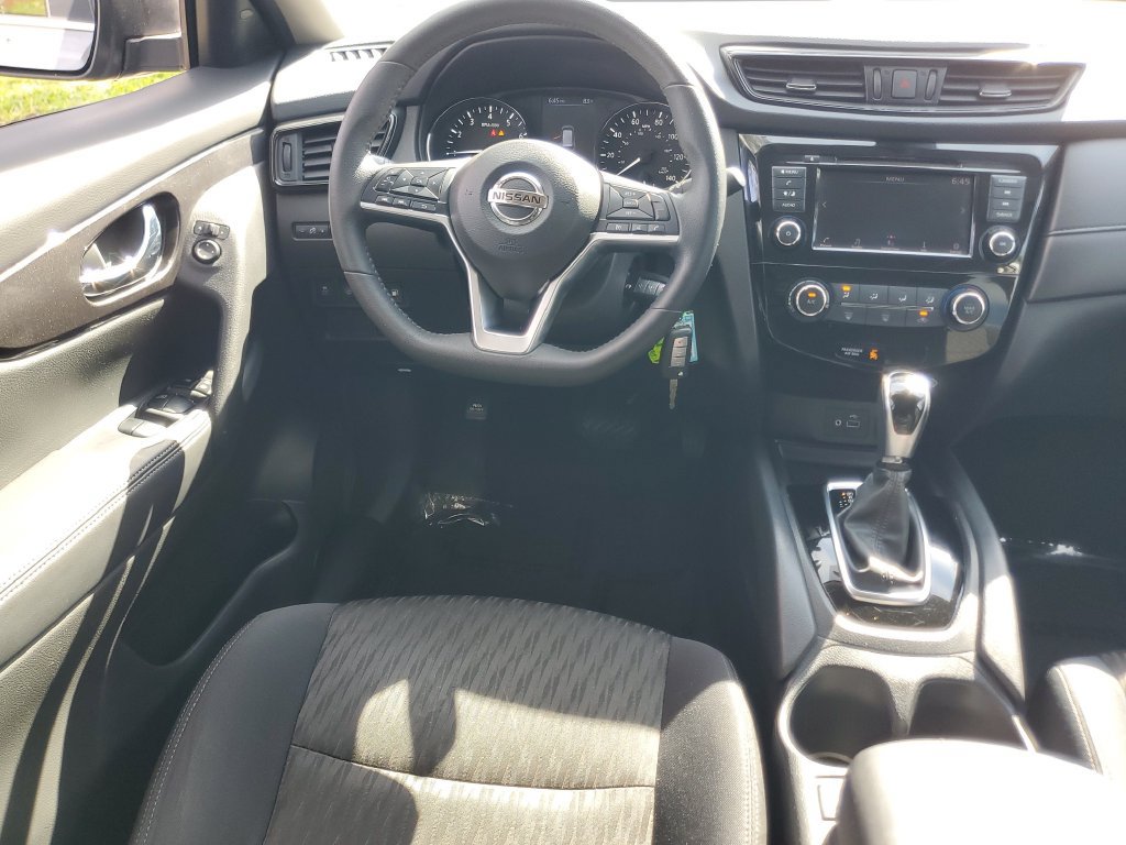 Used 2019 Nissan Rogue S w/ Special Edition Package FWD image 13