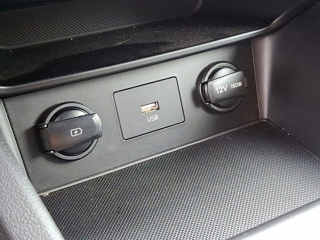 Used 2023 Hyundai Kona SEL w/ Cargo Package image 26