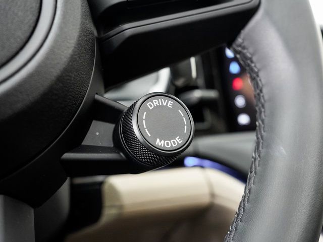 Certified 2025 Porsche Panamera 4 image 16