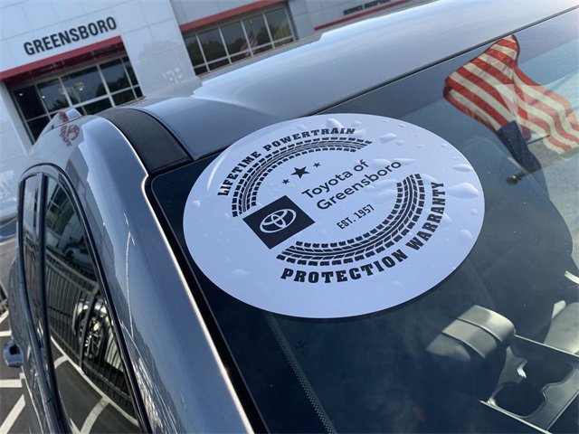 Used 2024 GMC Acadia AT4 w/ Luxury Package image 36