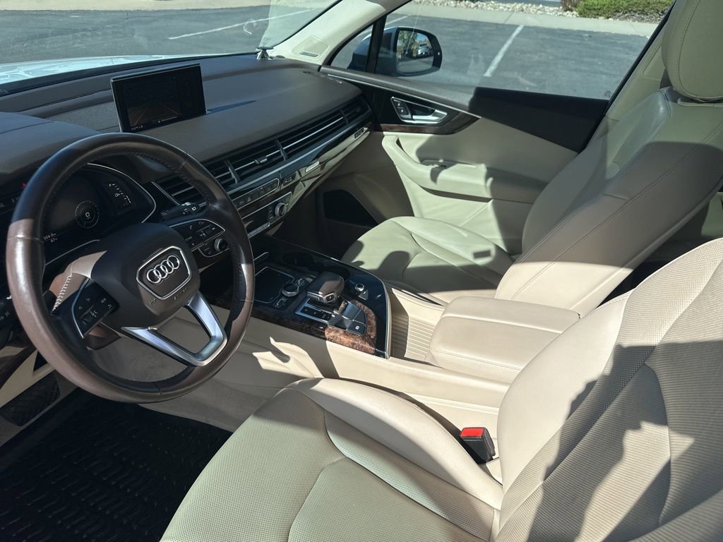 Used 2018 Audi Q7 3.0T Prestige image 12