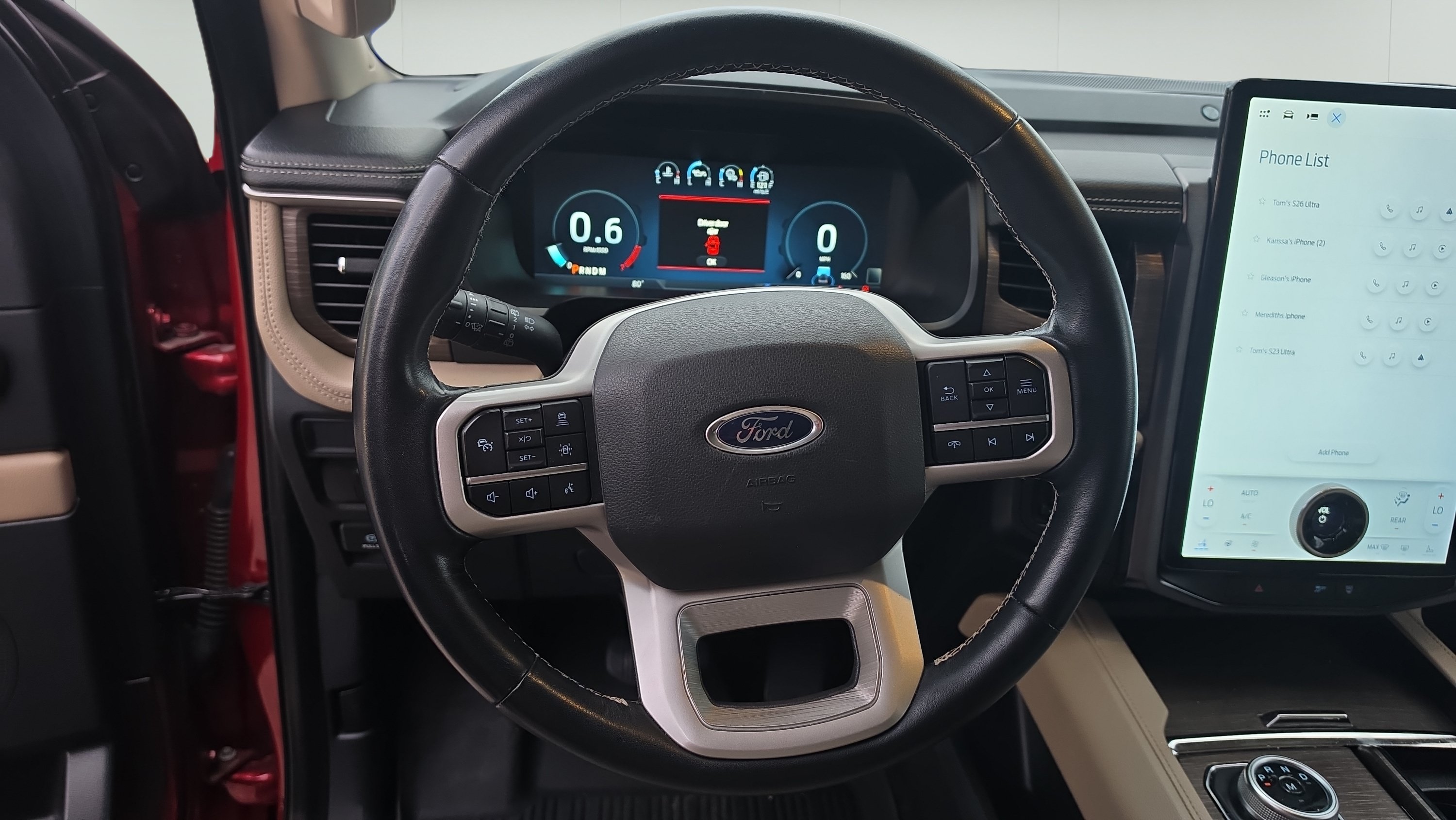 Used 2022 Ford Expedition Limited AWD/4WD image 12