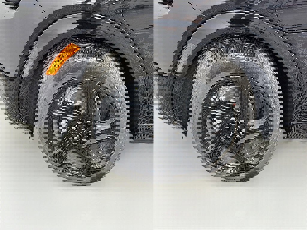 New 2026 Chevrolet Equinox EV RS image 25