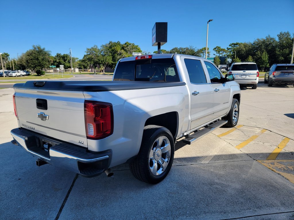 Used 2018 Chevrolet Silverado 1500 LTZ RWD image 5