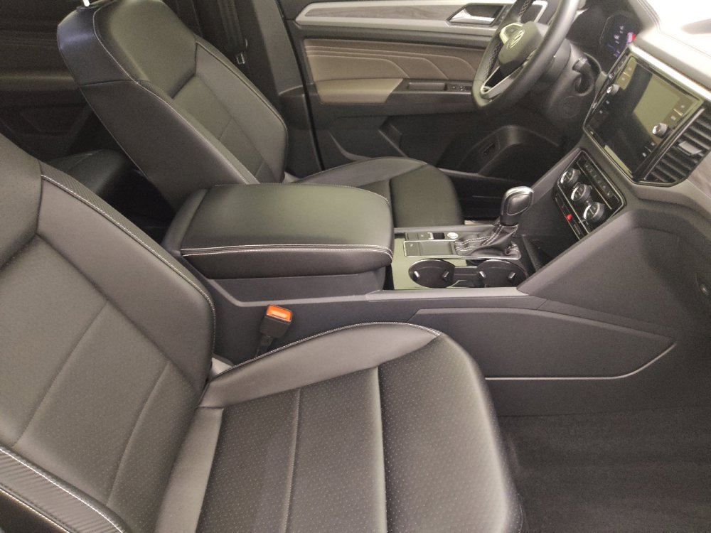 Used 2023 Volkswagen Atlas Cross Sport SE image 21