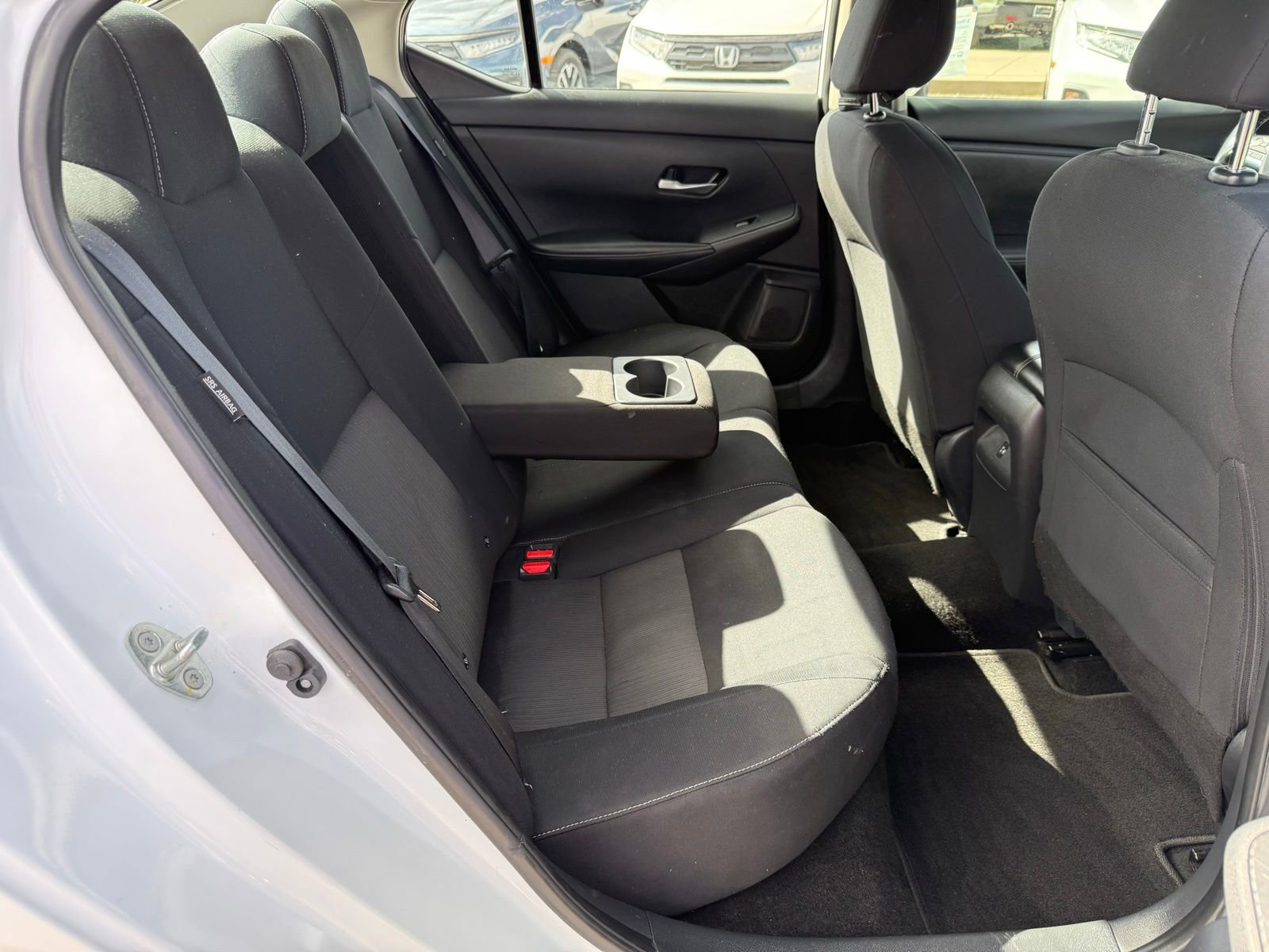 Used 2022 Nissan Sentra SV image 32