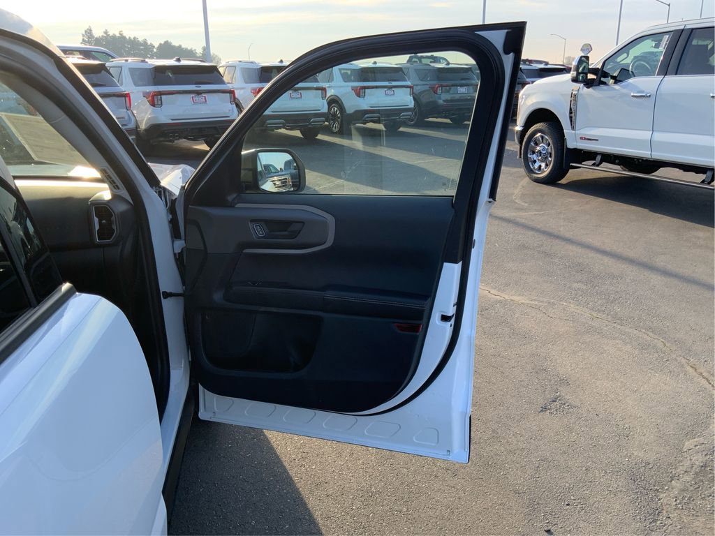 Used 2025 Ford Bronco Sport Outer Banks AWD/4WD image 22