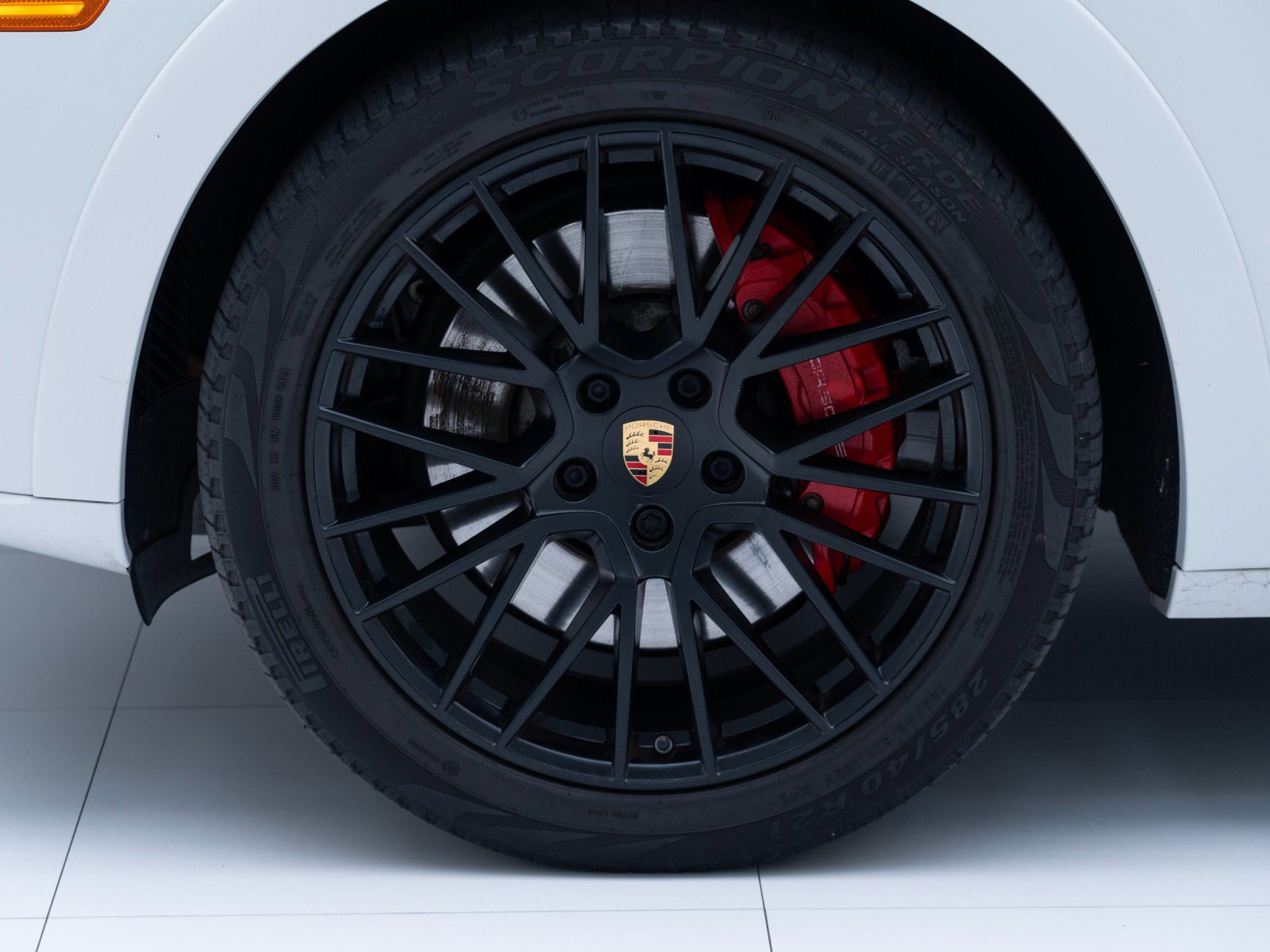 Certified 2021 Porsche Cayenne GTS image 12