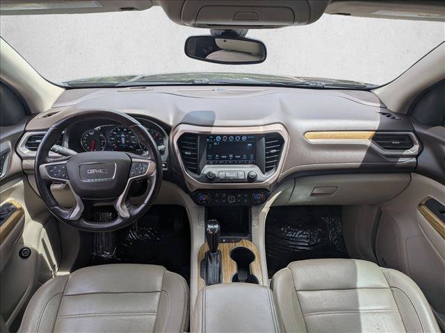 Used 2017 GMC Acadia Denali w/ Technology Package AWD/4WD image 18