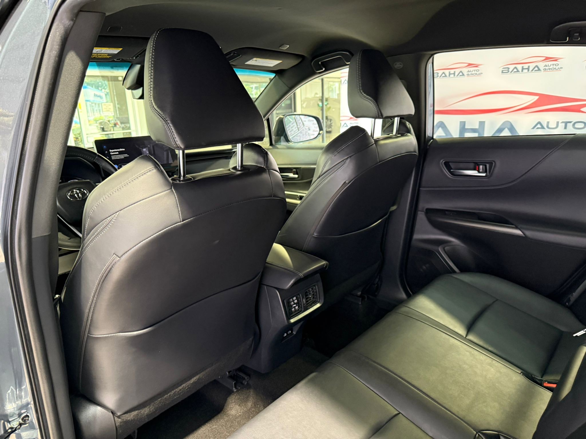 Used 2023 Toyota Venza XLE AWD/4WD image 58