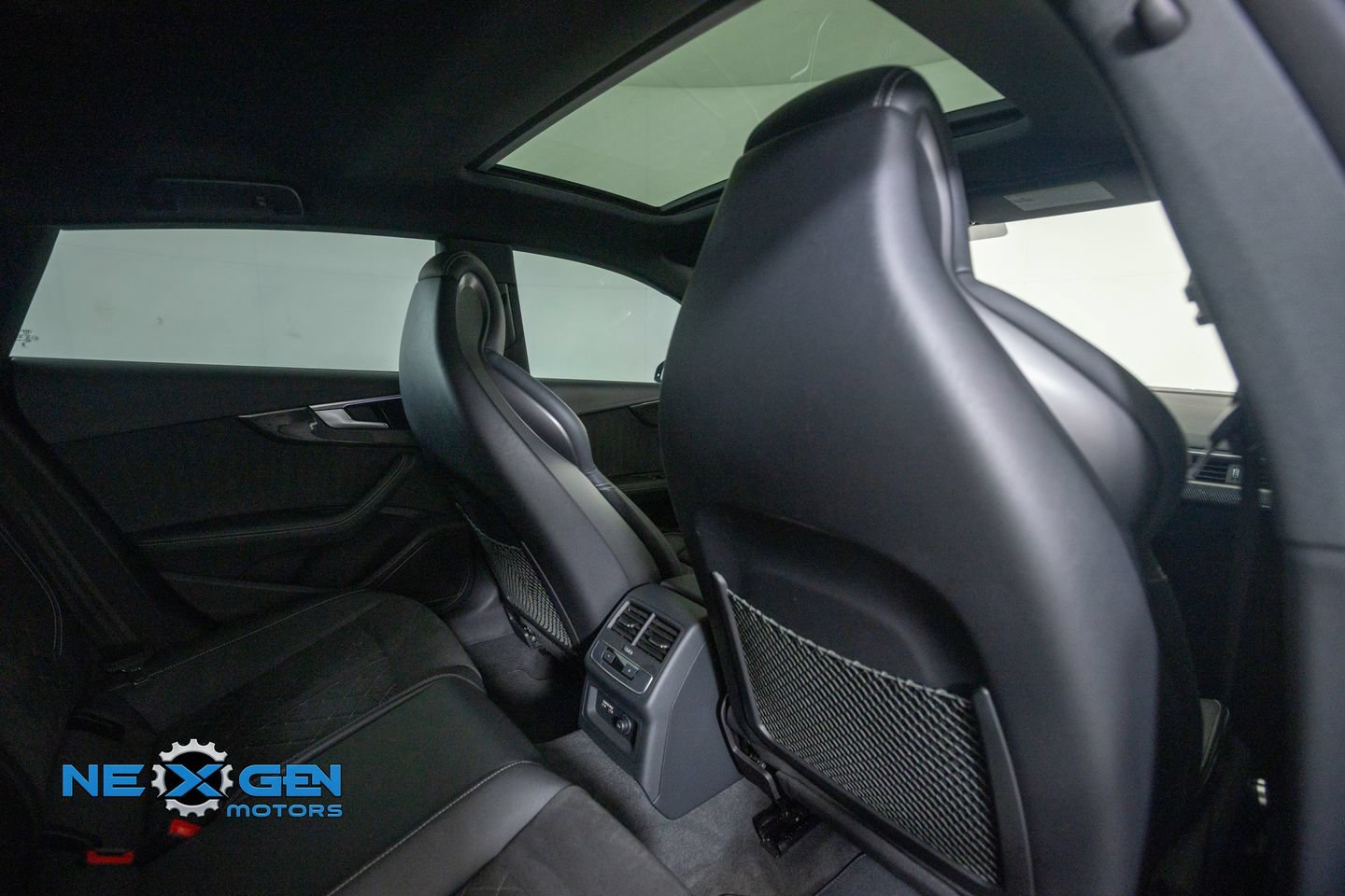 Used 2025 Audi S5 Premium Plus w/ Premium Plus Package AWD/4WD image 36