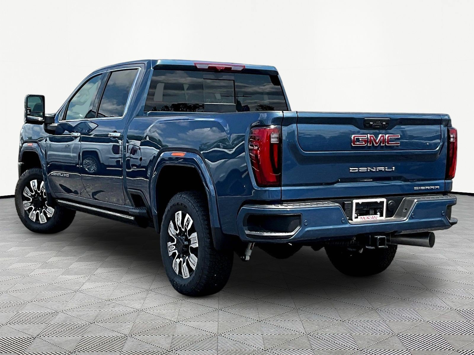 New 2026 GMC Sierra 2500 Denali w/ Denali Reserve Package AWD/4WD image 4