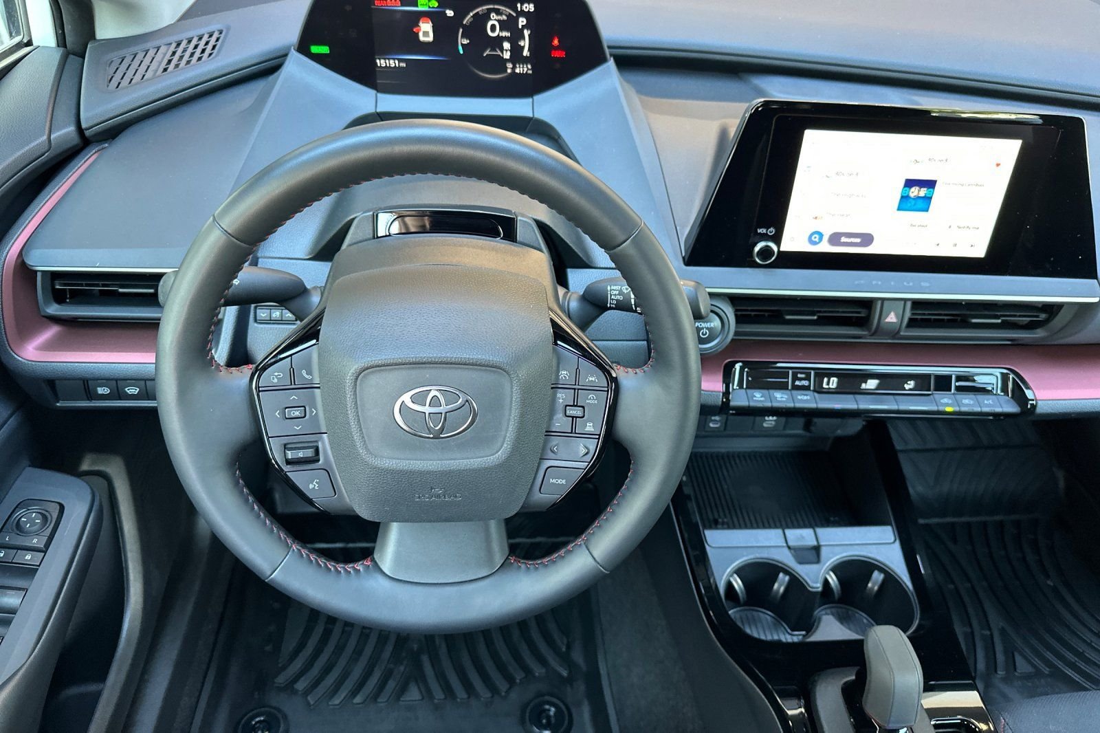 Used 2024 Toyota Prius Prime FWD image 15