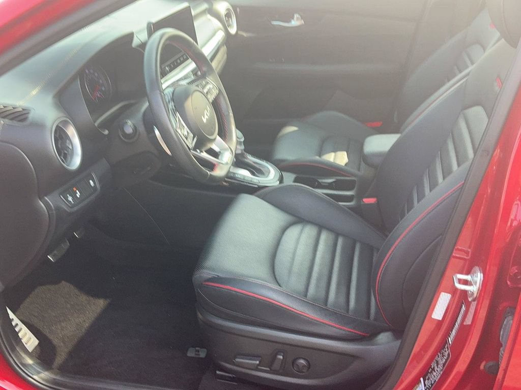 Used 2023 Kia Forte GT w/ GT2 Package FWD image 17