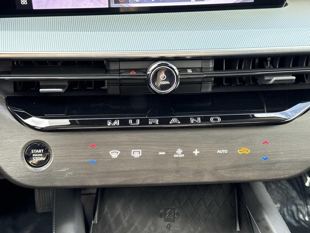 Used 2025 Nissan Murano SL AWD/4WD image 7