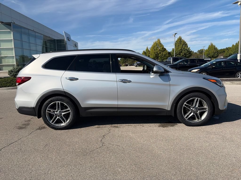 Used 2017 Hyundai Santa Fe AWD image 8
