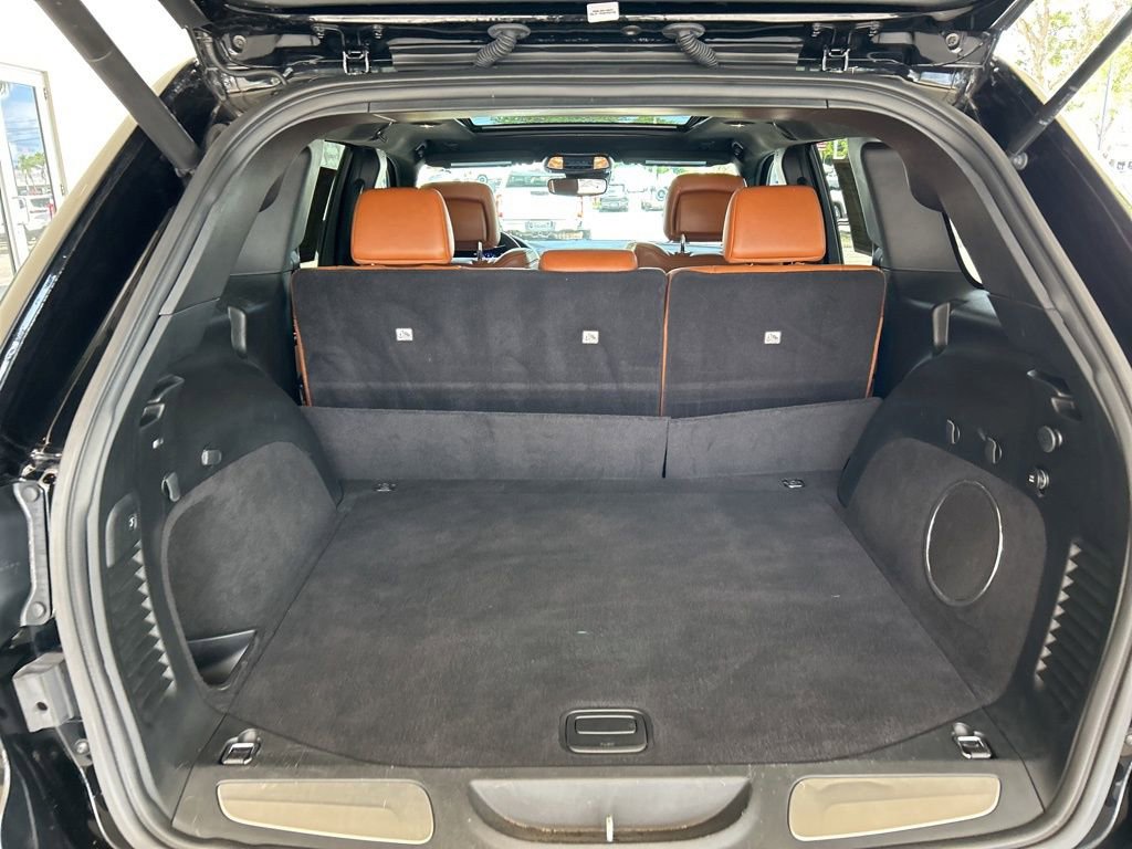 Used 2018 Jeep Grand Cherokee Trackhawk image 36