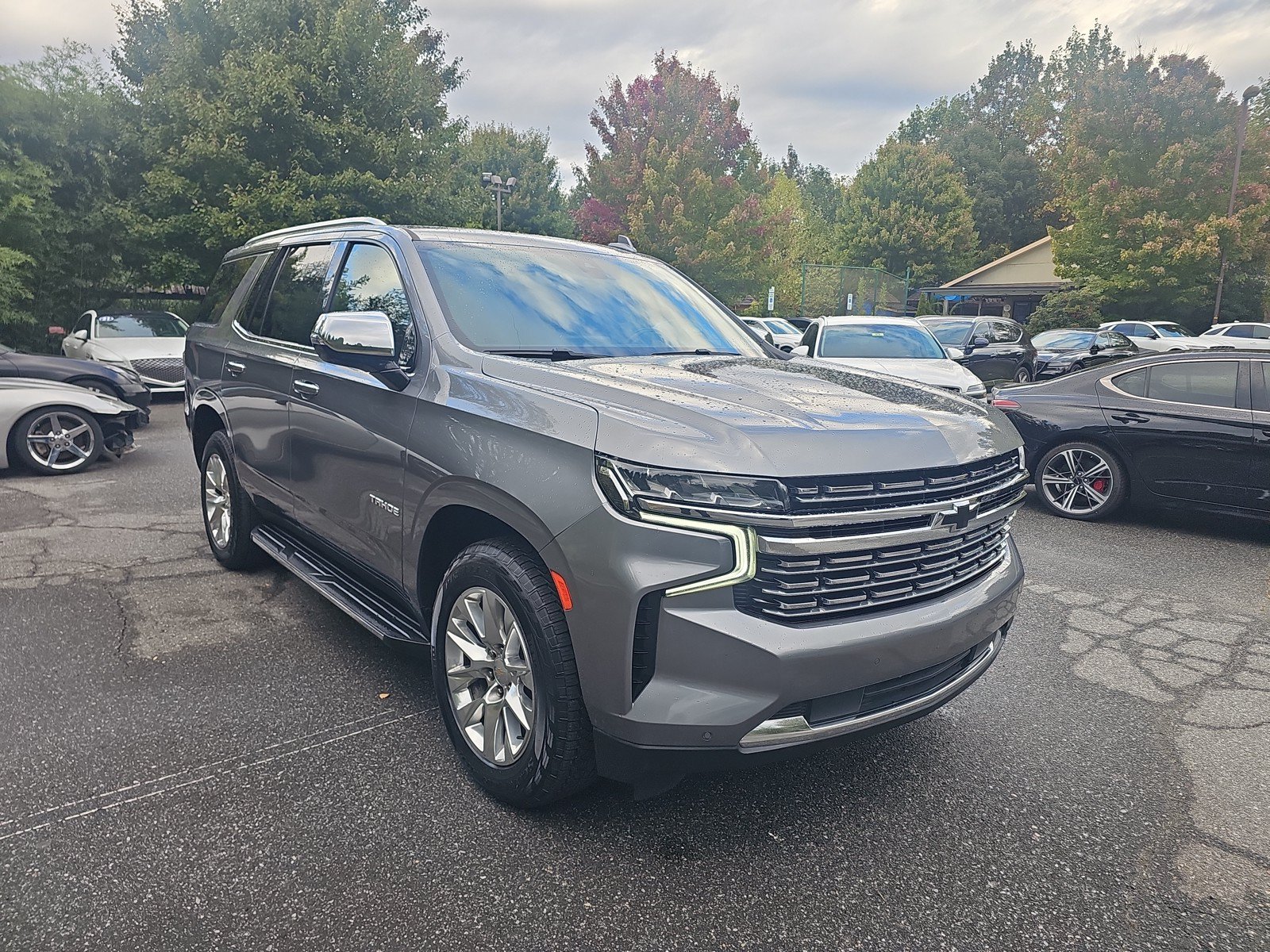 Used 2022 Chevrolet Tahoe Premier AWD/4WD image 3
