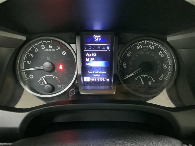 Used 2021 Toyota Tacoma TRD Sport w/ TRD Premium Sport Package AWD/4WD image 24