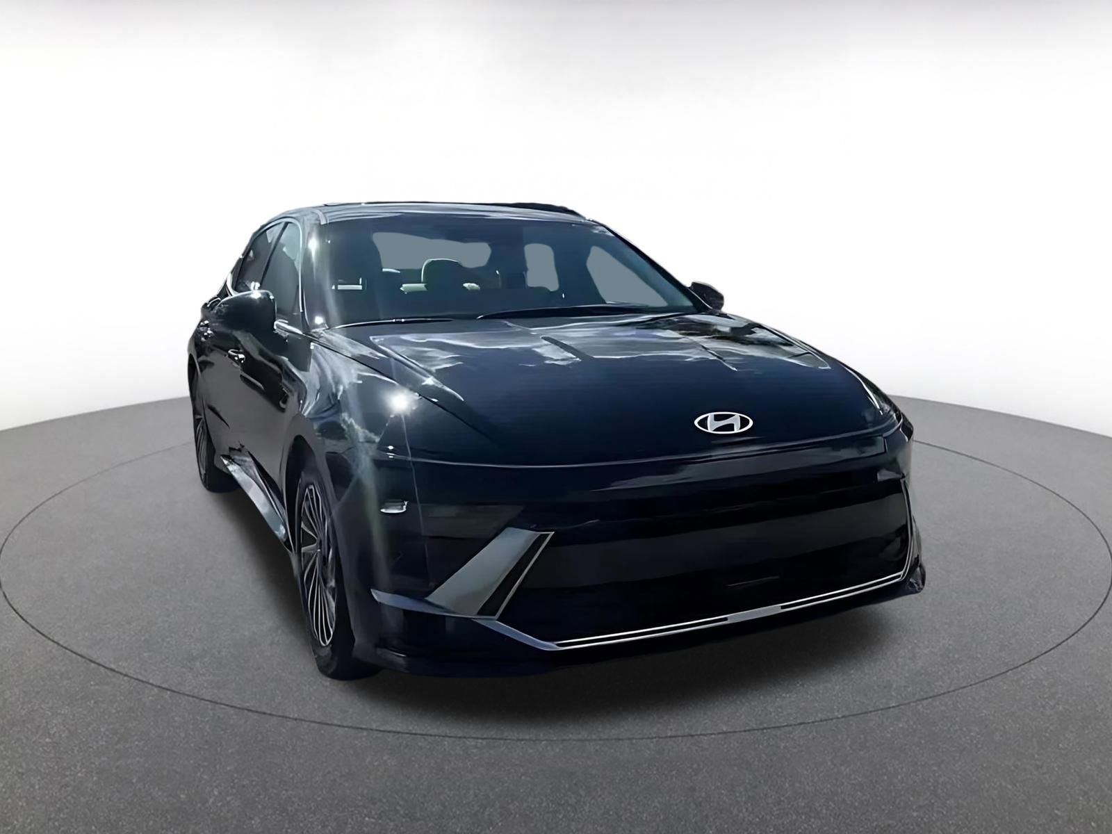 Used 2025 Hyundai Sonata SEL image 3