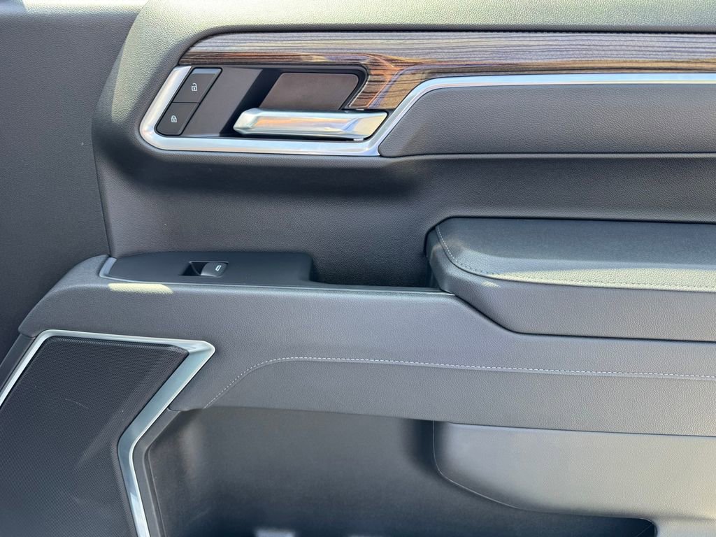 New 2025 Chevrolet Silverado 1500 LT w/ All Star Edition Plus AWD/4WD image 9