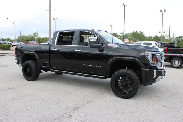 Used 2024 GMC Sierra 2500 Denali w/ Denali Reserve Package image 15