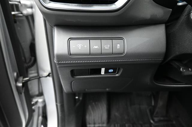Used 2023 Hyundai Santa Fe Limited AWD/4WD image 9