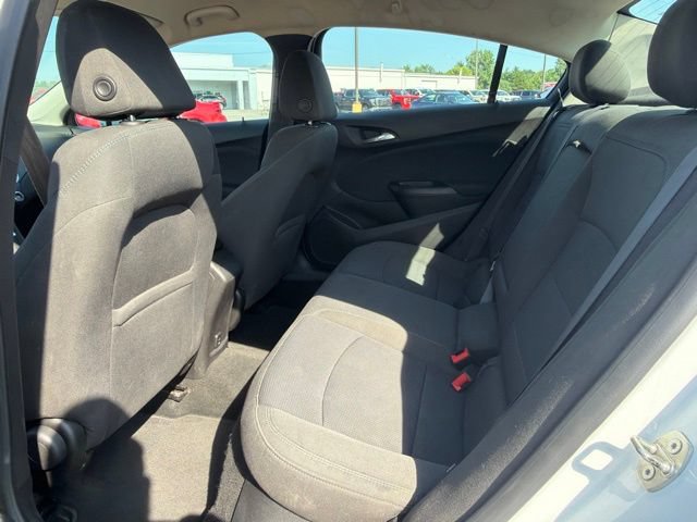 Used 2017 Chevrolet Cruze LT FWD image 22