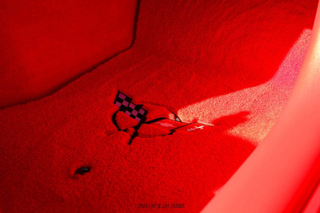 Used 2004 Chevrolet Corvette Convertible w/ Preferred Equipment Group image 38