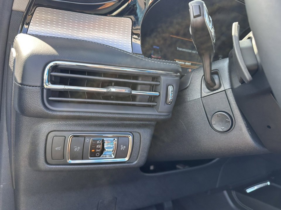 New 2025 Lincoln Corsair Reserve w/ Jet Appearance Package image 33