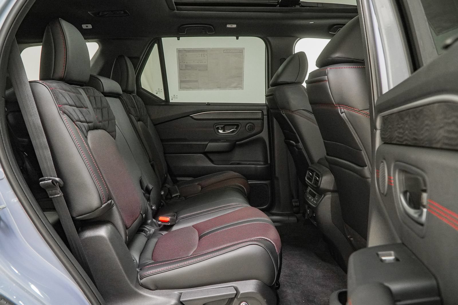 New 2026 Honda Pilot Black Edition image 45