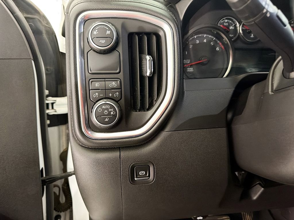 Used 2019 Chevrolet Silverado 1500 RST w/ All-Star Edition image 10