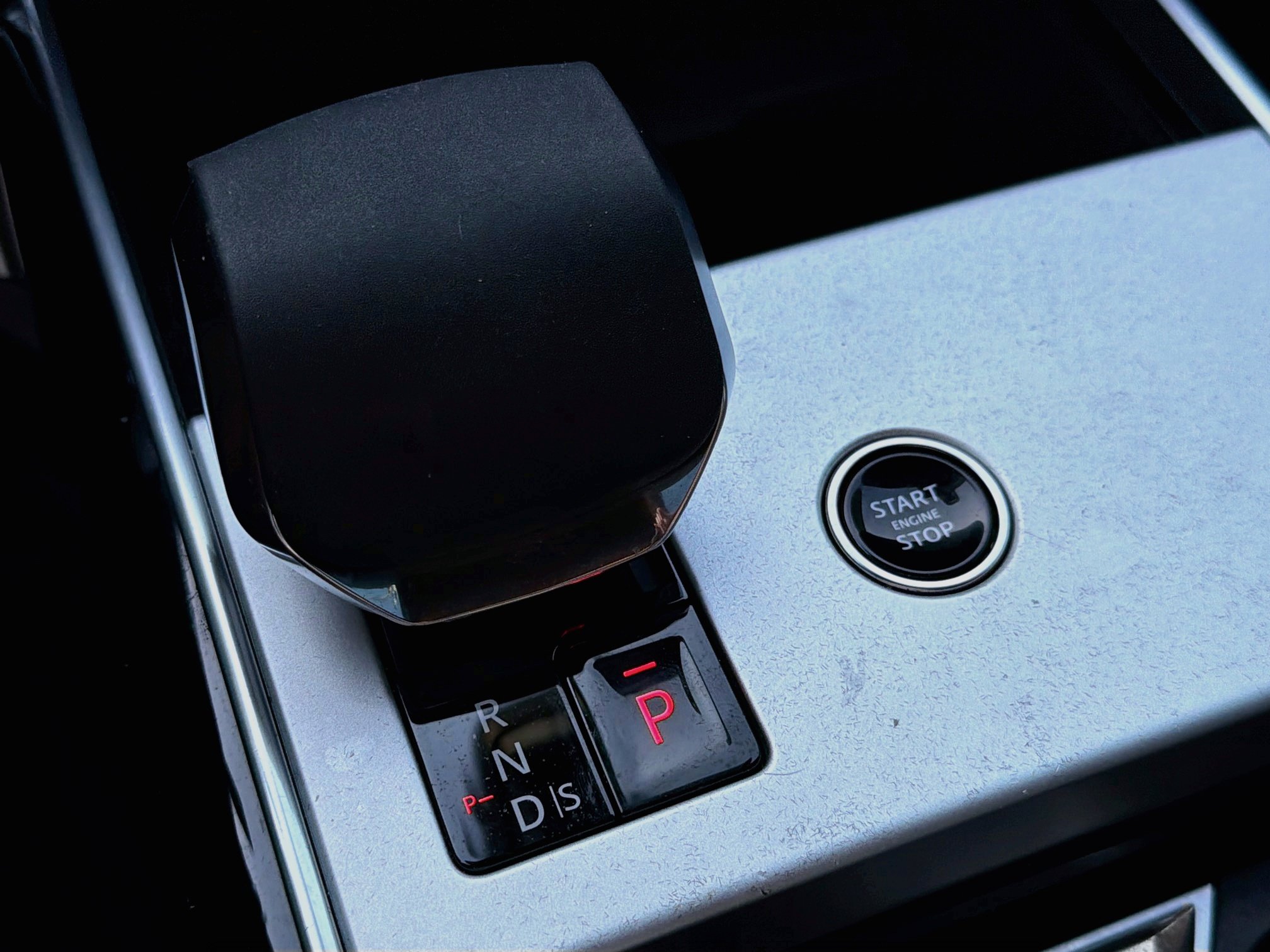 Used 2025 Land Rover Range Rover SE AWD/4WD image 29