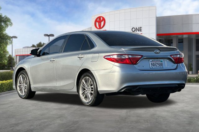 Certified 2017 Toyota Camry SE FWD image 7