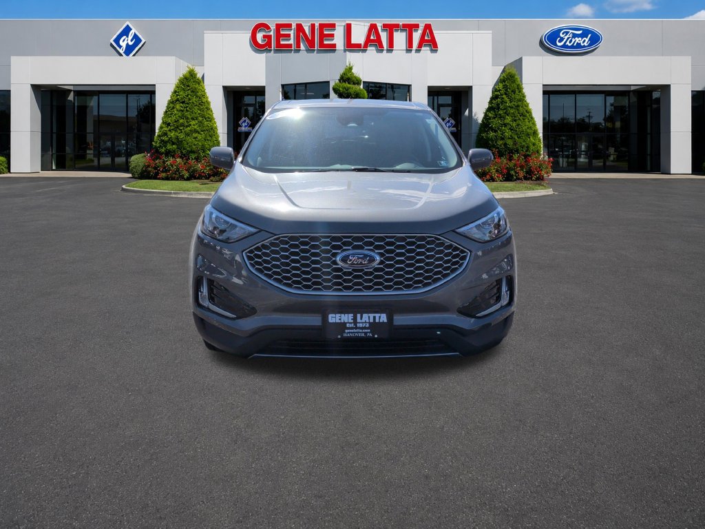 Certified 2024 Ford Edge SEL w/ Convenience Package AWD/4WD image 2