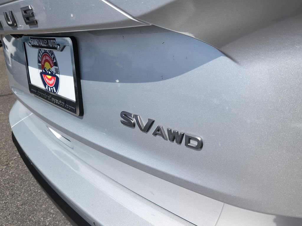 Used 2024 Nissan Rogue SV AWD/4WD image 14