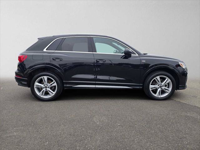 Certified 2023 Audi Q3 2.0T Premium Plus w/ Premium Plus Package AWD/4WD image 2