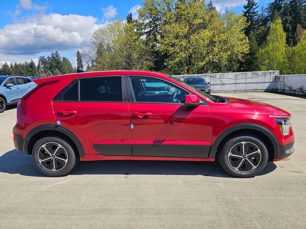 New 2026 Kia Niro LX FWD image 4