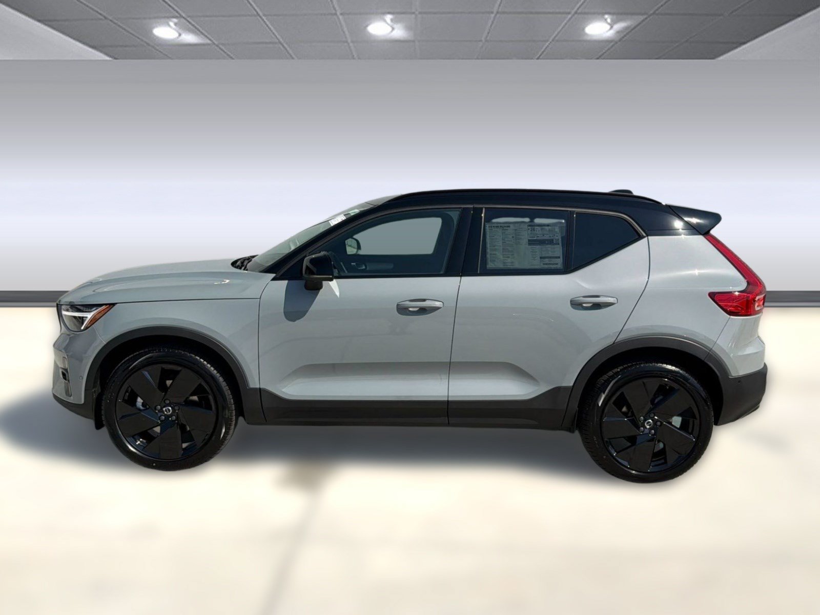 New 2026 Volvo XC40 B5 Ultra w/ Climate Package AWD/4WD image 2